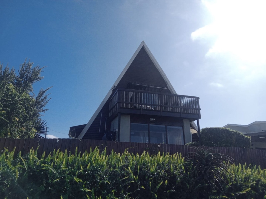 4 Bedroom Property for Sale in Aston Bay Eastern Cape